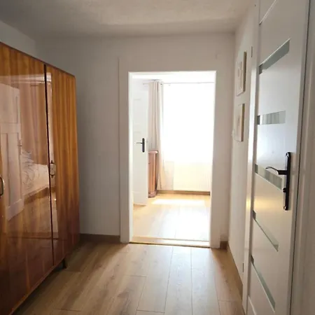 Apartment Ogrodowa 14 *